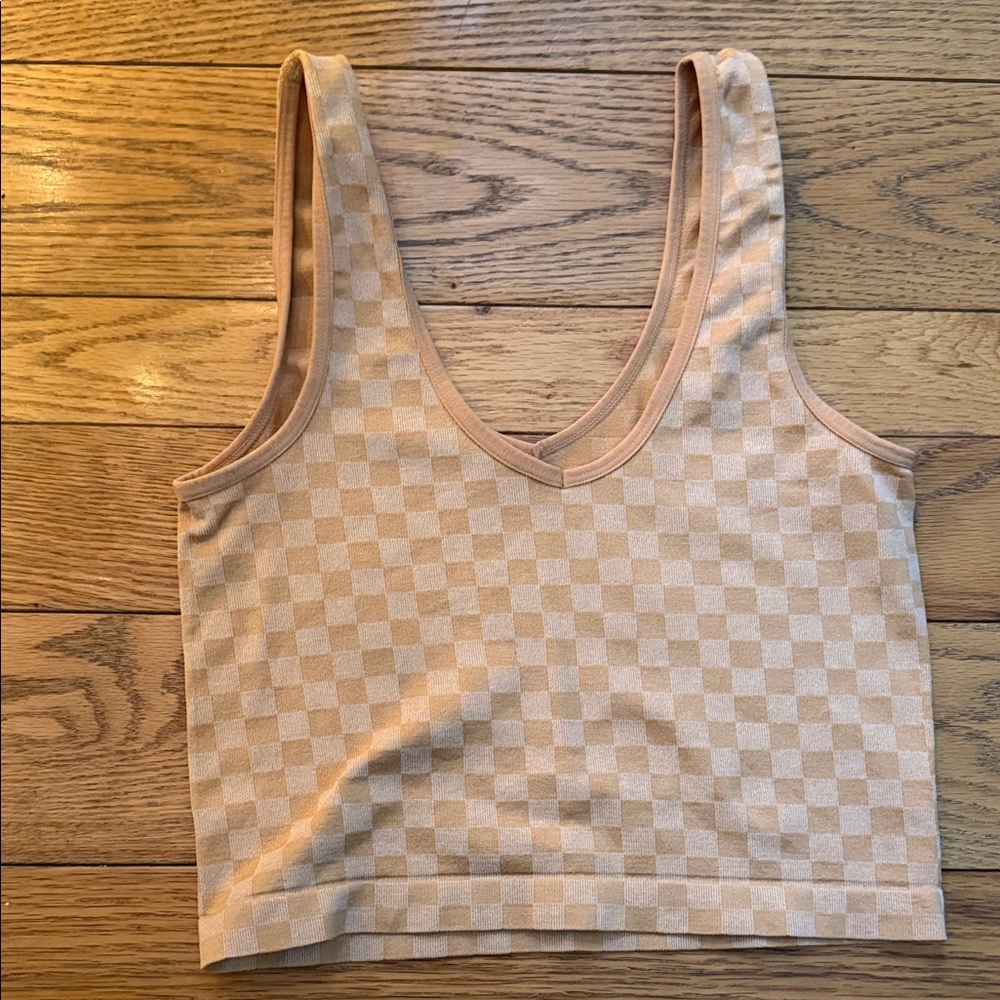BKE Tan Checkered Crop Top